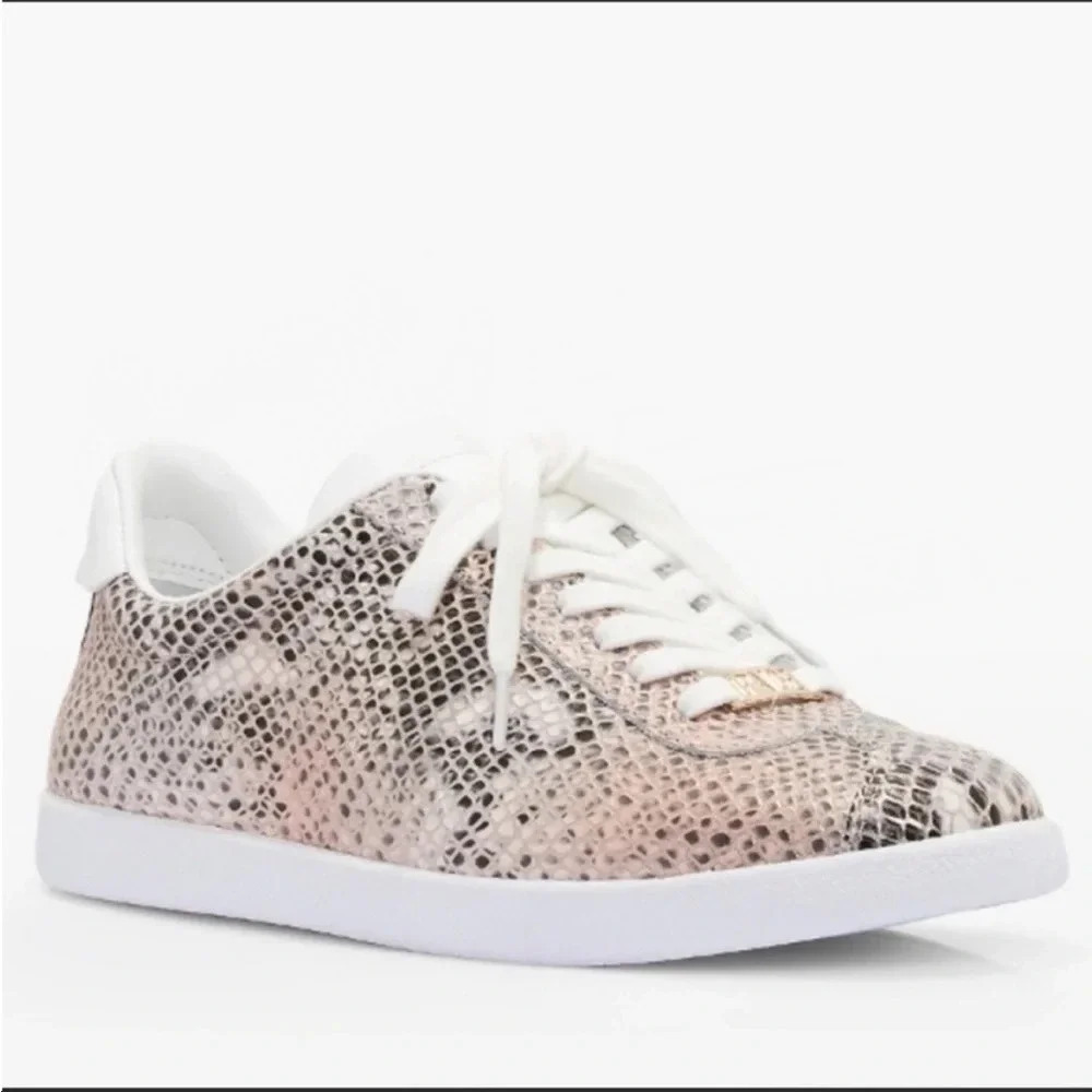 Paige Amy snakeskin sneaker in metallic pink